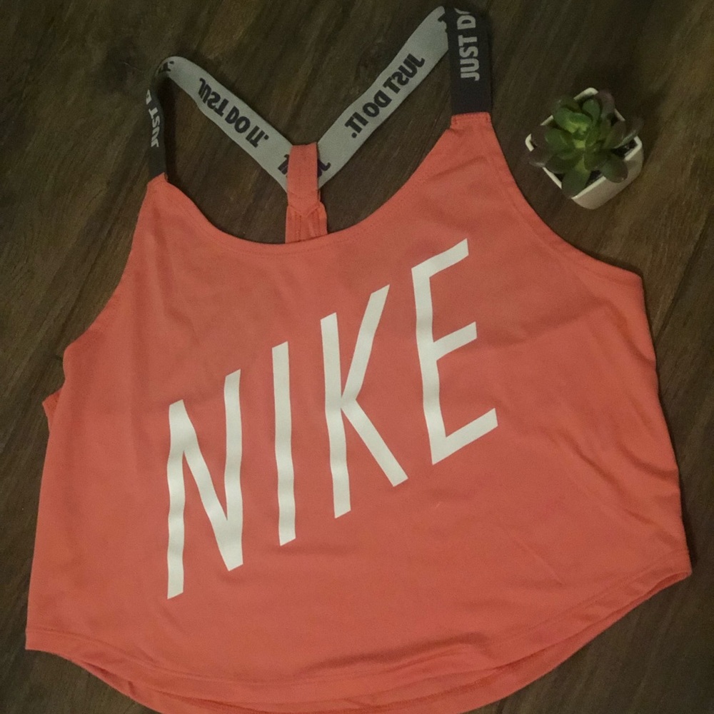 Nike Dri-fit Crop Top